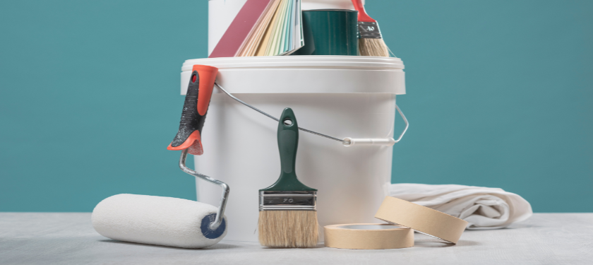 How To Touch Up Paint Like A Pro – 7 Expert Steps 2 how to touch up paint on an interior wall using a small brush.