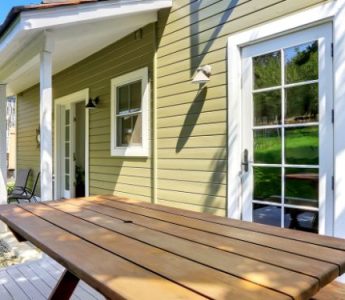 Enhance Your Home’s Curb Appeal with Expert Lowell Exterior Painting
